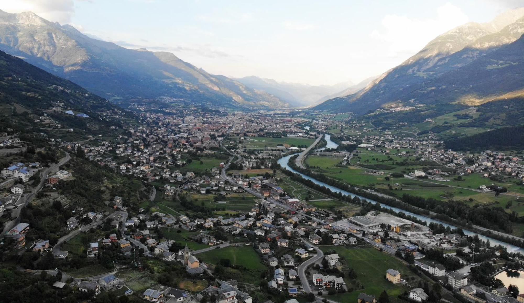 Suite Del Villaggio Sarre Buitenkant foto